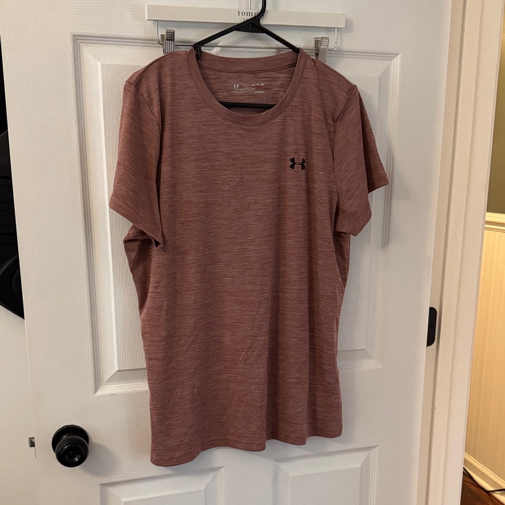 Under Armour Men's Short Sleeve Tee in Brown